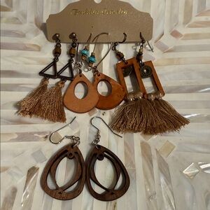 Any offers accepted 🎉Carved Wood Earring Collection ( set of 4)